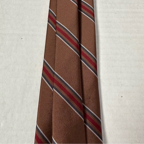Christian Dior Tie Brown with Tiny Red & Cream Stripes Luxury Wear w/Logo - Picture 4 of 8